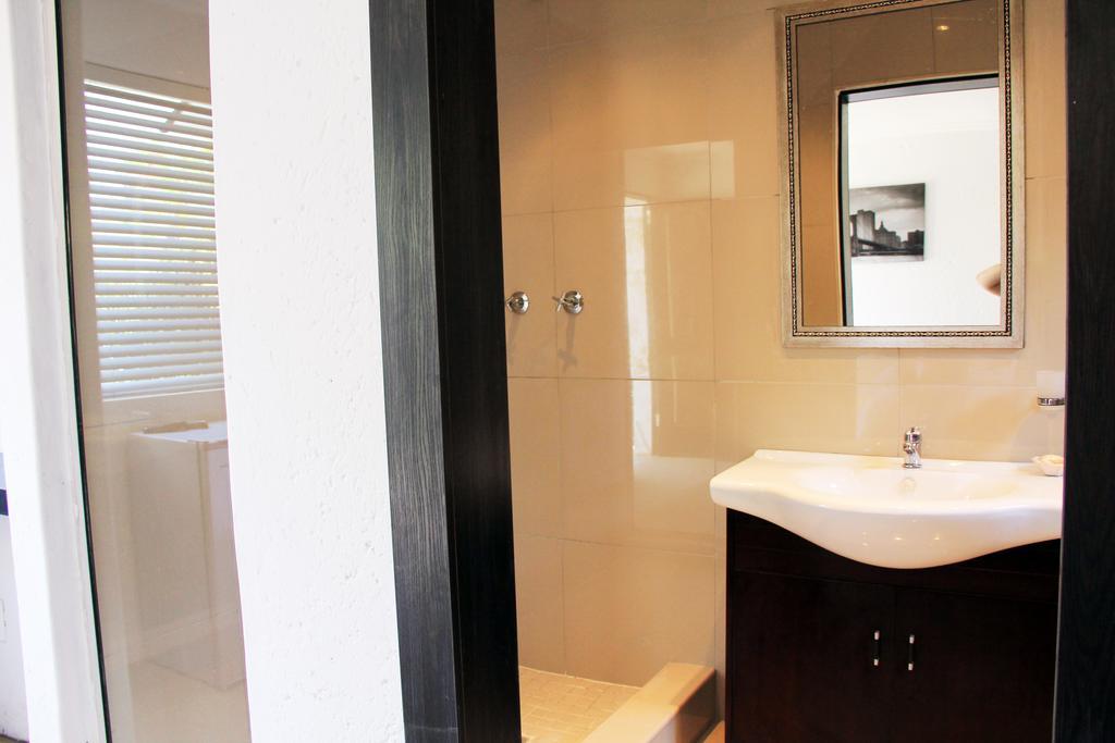 La Coscello Guest House Edenvale Room photo