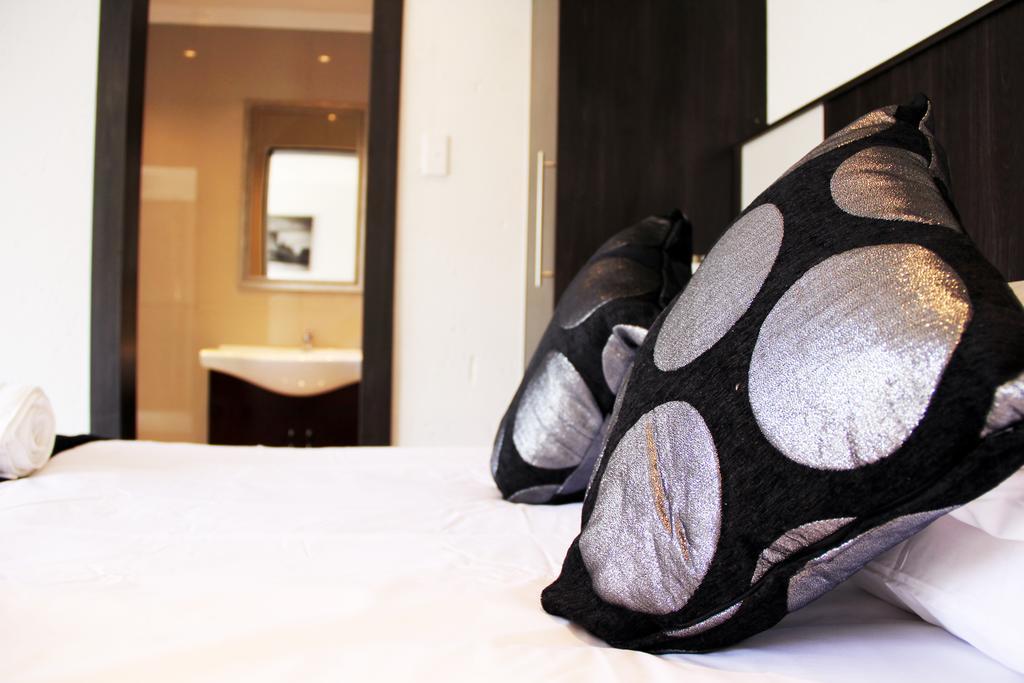 La Coscello Guest House Edenvale Room photo